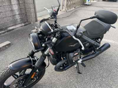 Moto Guzzi V7 Stone 2024