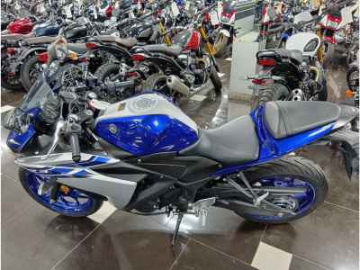 Yamaha YZF-R3 2016