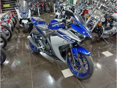 Yamaha YZF-R3 2016