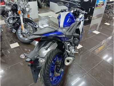 Yamaha YZF-R3 2016