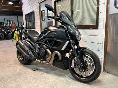 Ducati Diavel 2014