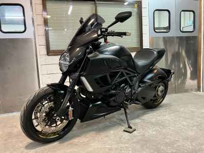 Ducati Diavel 2014