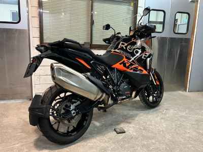 KTM 1290 Super Adventure S 2022