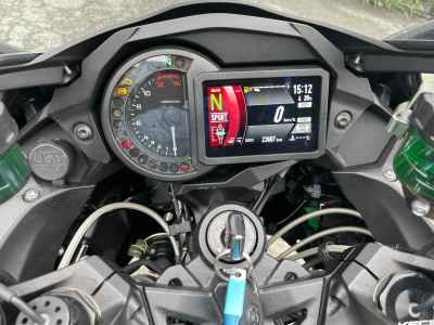 Kawasaki Ninja H2 SX SE 2021