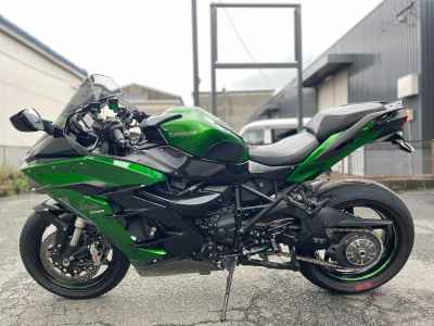 Kawasaki Ninja H2 SX SE 2021