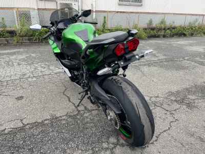 Kawasaki Ninja H2 SX SE 2021
