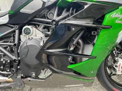 Kawasaki Ninja H2 SX SE 2021