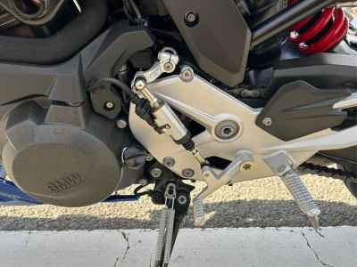 BMW F900R 2025