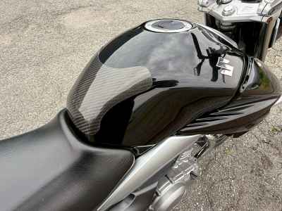 Suzuki GSR250