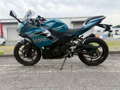 Kawasaki Ninja 400 2021