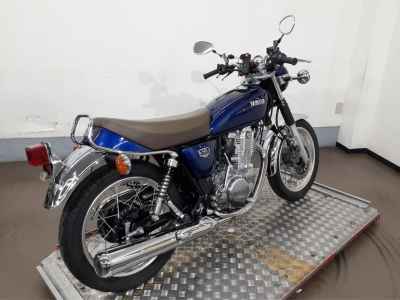 Yamaha SR400 2021