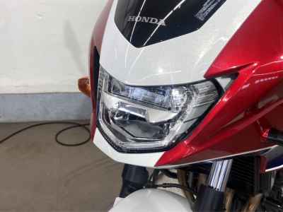 Honda CB400 Super Boldor 2015
