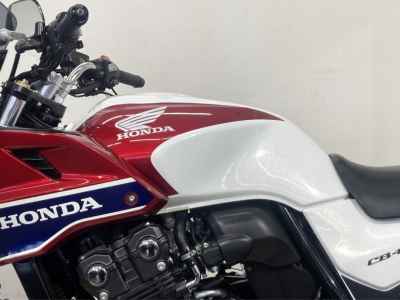 Honda CB400 Super Boldor 2015