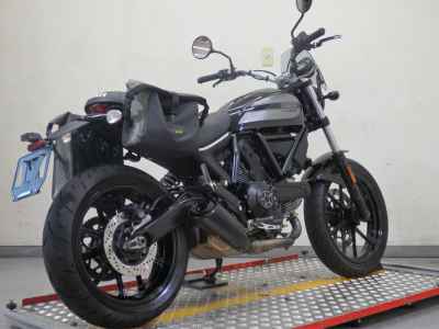 Ducati Scrambler Sixty2 2018
