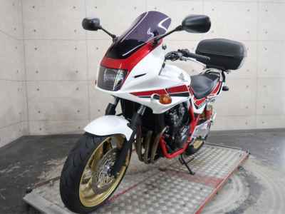 Honda CB400 Super Boldor 2011