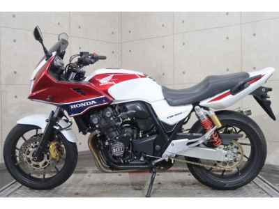 Honda CB400 Super Boldor 2014