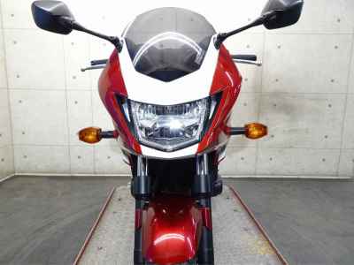Honda CB400 Super Boldor 2019