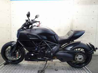 Ducati Diavel 2014