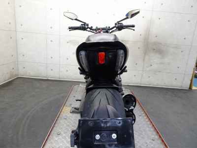 Ducati Diavel 2014