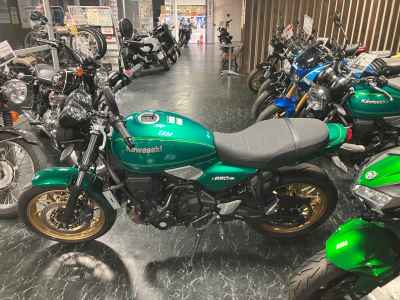 Kawasaki Z650RS 2023