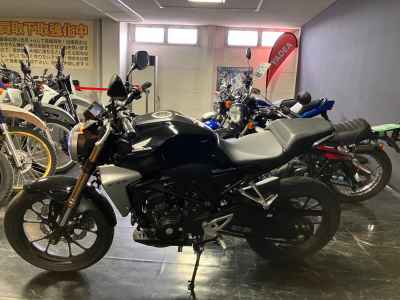Honda CB250R 2019