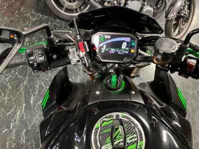 Kawasaki Z900 SE 2022