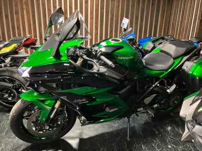 Kawasaki Ninja H2 SX SE 2018