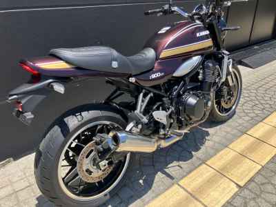 Kawasaki Z900RS 2024