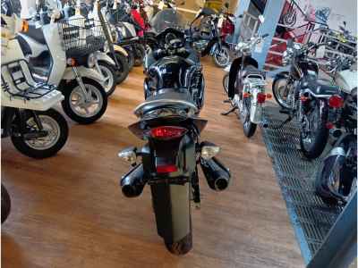 Suzuki GSR250F