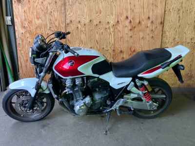Honda CB1300SF 2016