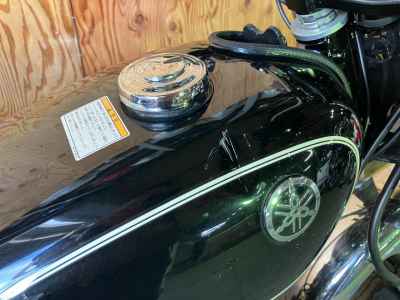 Yamaha SR400 2020