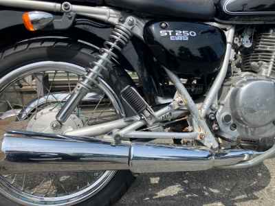 Suzuki ST250E