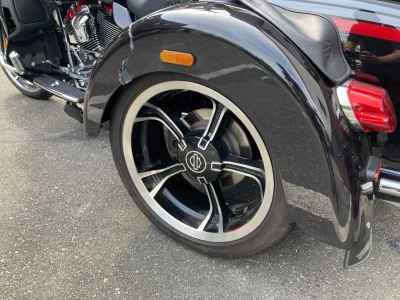 Harley-Davidson FLHTCUTGSETRIG 2020