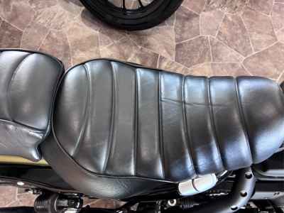 Harley-Davidson Sportster Iron XL883N 2016