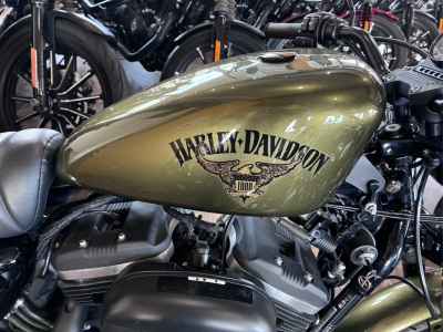 Harley-Davidson Sportster Iron XL883N 2016