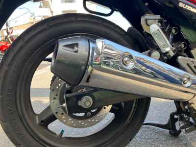 Suzuki GSR250