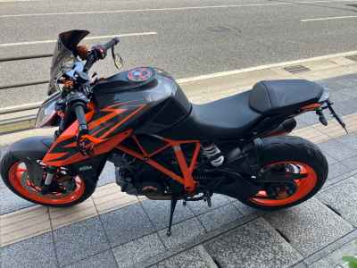 KTM 1290 Super Duke R 2019