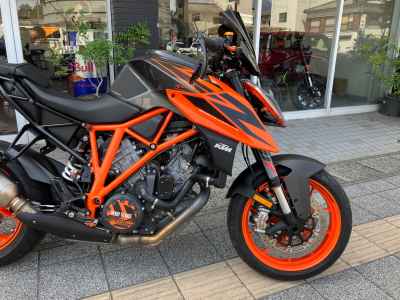 KTM 1290 Super Duke R 2019