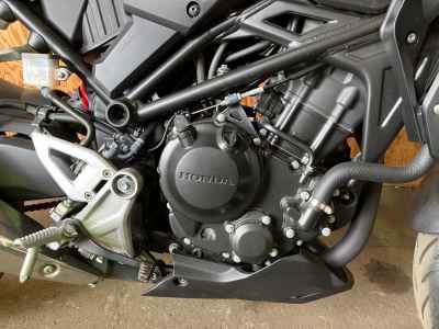 Honda CB250R 2019