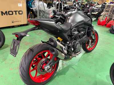 Ducati Monster 937+ 2024