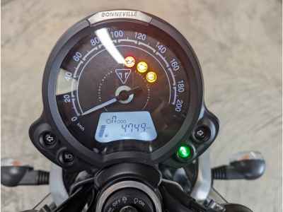 Triumph Street Twin 2021