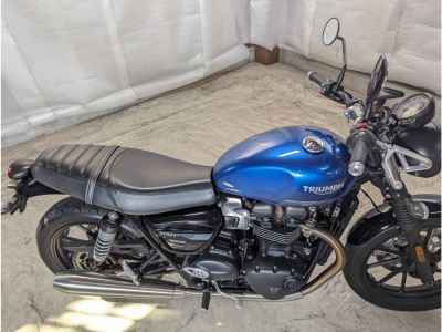 Triumph Street Twin 2021
