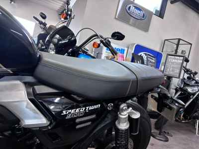 Triumph Speed Twin 900 2025