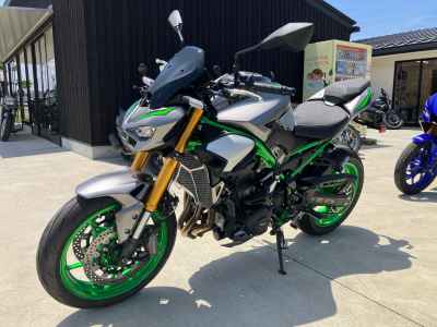 Kawasaki Z900 SE 2025