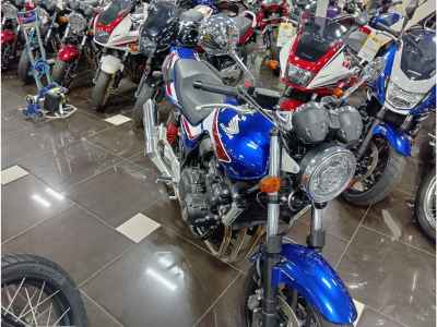 Honda CB400SF 2022