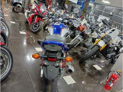 Honda CB400SF 2022