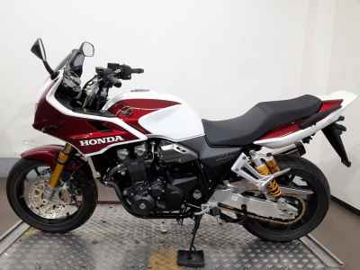 Honda CB1300 Super Boldor 2025
