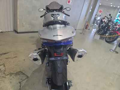 Suzuki Hayabusa 2025