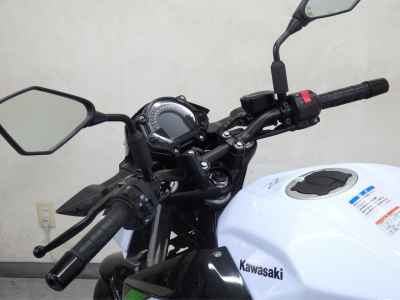 Kawasaki Z400 2025
