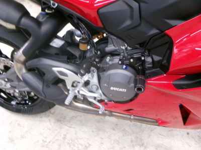 Ducati Panigale V2 2025
